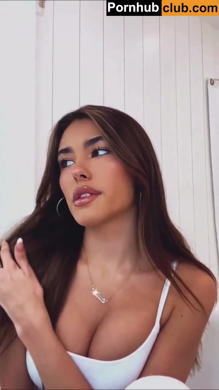Madison Beer new video showing off her big tits!!!
