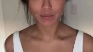 Cute.babysitter Onlyfans Nude showing off her big tits!!!