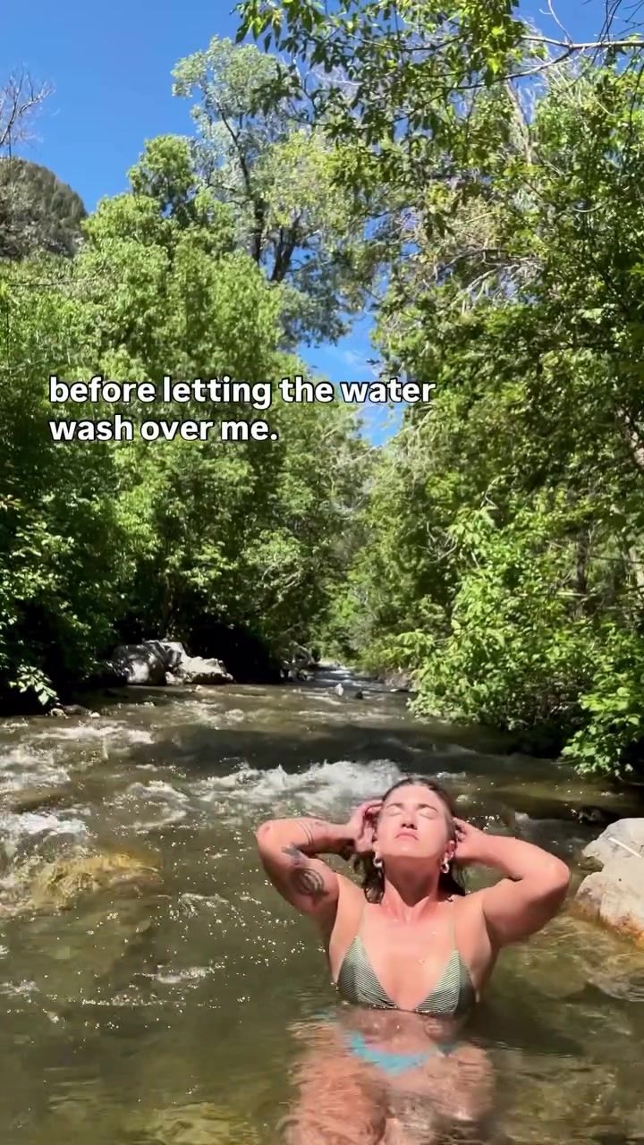 Rae.on.the.road Nude Showing Off Her Sexy Body