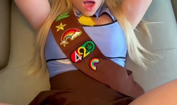Vanessa Violet – The Beautiful Girl Scout Who Came For Sex