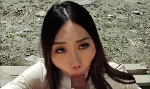 YoshiBaby Gets Fucked By A Stranger While Walking Alone