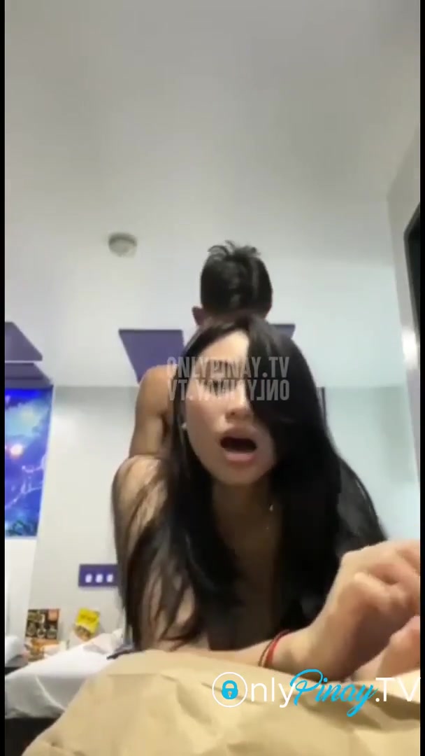 Cry4zee Gets Fucked Doggy Style By Her Boyfriend