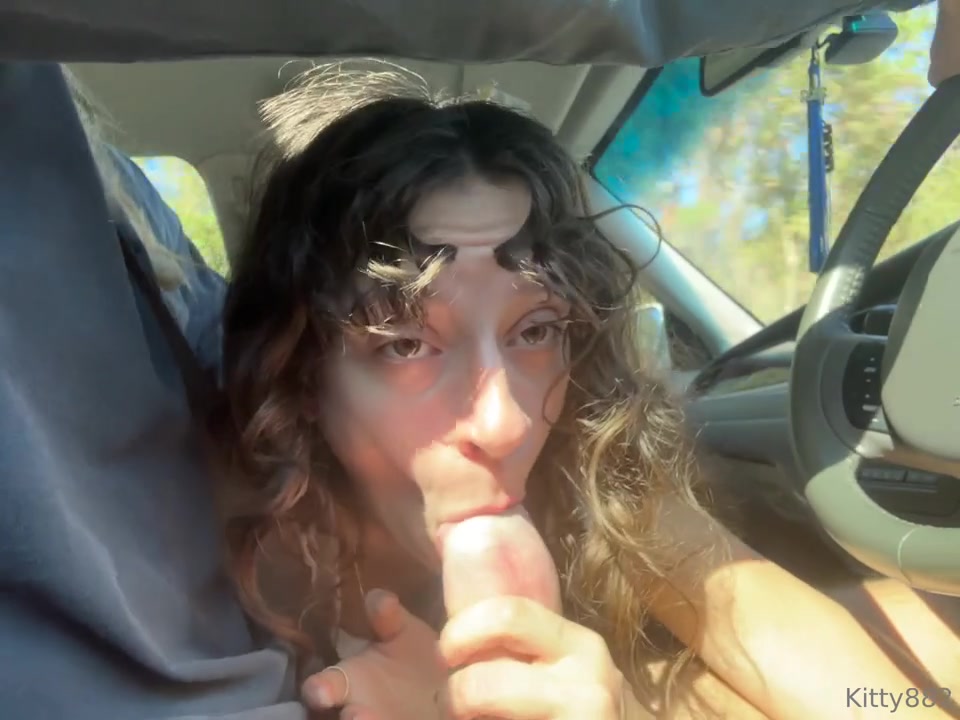 MeowMixAlicia Aka Kitty882 Sucking Cock Her Boyfriend In A Car