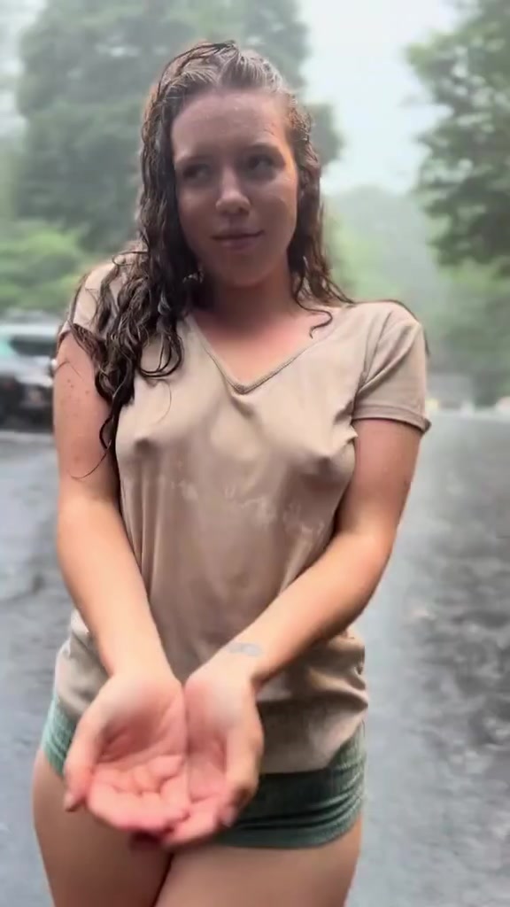 Brittney Alissah Aka Brii.babyy1 Showing Off Her Sexy Body